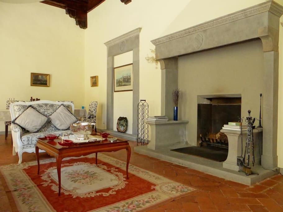 Pian Dei Giullari Suite ฟลอเรนซ์ ภายนอก รูปภาพ